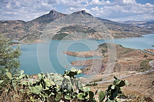 Zahara El Gastor Reservoir photo