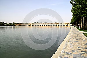 ZAYANDEH ROOD AND SIOSE POL photo