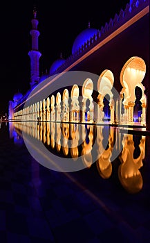 Zayed Mosque in Abu dabi