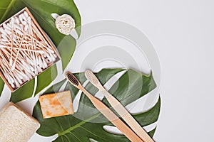 Zero waste bathroom essentials, top voew. Bamboo tooth brushes, cotton swabs and other