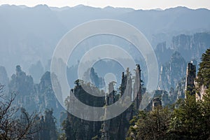 Zhangjiajie National Forest Park in Hunan Tianzishan Yufeng peak