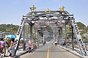 Zhongshan Bridge