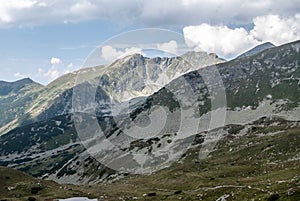 Pohľad zo Žiarskeho sedla v Západných Tatrách na Slovensku
