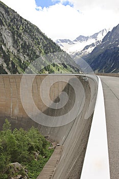 ZillergrÃ¼ndl Dam and Schlegeis Kees, Austria