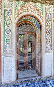 Zinat ol Molk House room door