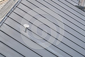 An zinc roof