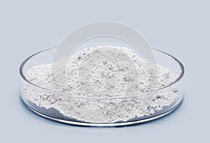 Zinc stearate, used in the plastics, rubber, lubricant, release agent, crumbling agent, acid remover and processing aid in