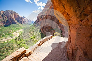 Sione naturale Stati Uniti d'America. bellissimo da la Valle un la strada turisti. Sorprendente natura da Stati Uniti d'America 