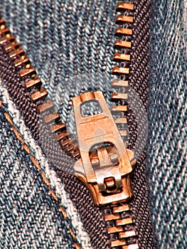 Zipper (jeans / close-up)