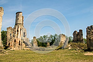 ZvÃÂ­Ãâ¢etice - Renaissance chateau and castle ruin photo