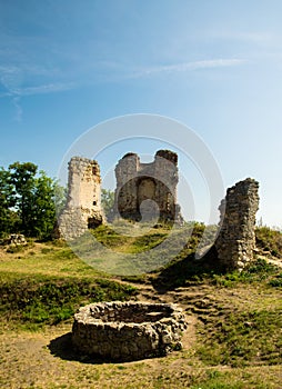 ZvÃÂ­Ãâ¢etice - Renaissance chateau and castle ruin photo