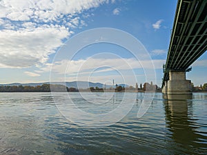 ÃÅ¡jpest train bridge