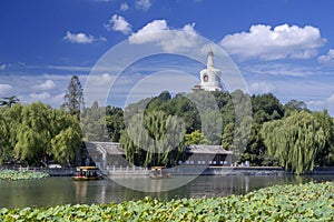 ä¸­å›½åŒ—äº¬åŒ—æµ·ç™½å¡” Beihai white tower, Beijing, China