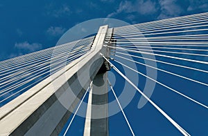 ÅšwiÄ™tokrzyski Bridge in Warsaw - hanging ropes