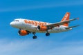 Airplane easyJet G-EZDI Airbus A319-100