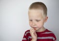 An allergist or dermatologist examines red spots on a childÃ¢â¬â¢s face. The boy suffers from a rash, hives and itching. Food Allergy