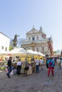 Ambulant book sellers with old books