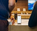 Apple Store Genius selling first iphone in France