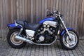 Yamaha V-Max 1200 cm3 power blue motorbike custom big engine retro old motorcycle