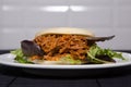 Arepa con carne mechada