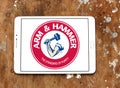 ARM & HAMMER logo