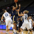 Asya Bussie - WVU Ladies Basketball Royalty Free Stock Photo