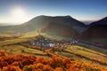 Jesenná dedina na slovenskom vidieku