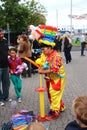 Ballon lady at the hobart market