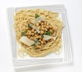 Bavette pasta with chickpeas in oil