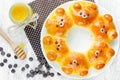 Bear bread buns