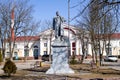 Belarus, Polotsk - 10 april, 2022: Statue of Lenin at the train station