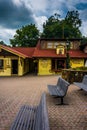 Benches and shops in Helen, Georgia.