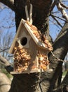 Birdhouse feeder