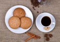 Black coffee, cinnamon and cookies