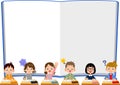 Blank notes and various facial expressions of elementary school boys and girls taking classes Royalty Free Stock Photo