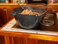 Boiling raw peanuts