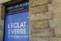 L`eclat de Verre logo brand and text sign French specialist in tailor-made custom fram