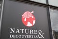 Nature et Decouvertes logo brand and text sign store chain ecologist traveler shop