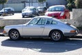 Porsche 911 silver grey oldtimer classic sport vintage car iconic in street city