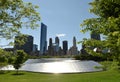 BP Pedestrian Bridge and Chicago skyscrapers.