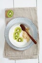 Breakfast oats with kiwi