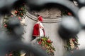 BRUSSEL, BELGIUM - Dec 06, 2020: Manneken Pis als Sinterklaas
