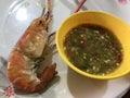 Burned shrimp and spicy dipping sauce