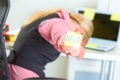 Business woman showing sticky note with help word Royalty Free Stock Photo