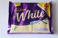 Cadbury white chocolate oreo biscuits bar