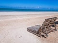 Cadeira de praia de pallet na praia do marceneiro em alagoas
