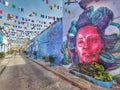 Calle con graffiti en el barrio de getsemani, Cartagena de Indias. Colombia.