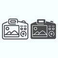 Camera Display line and solid icon. Display of camera vector illustration isolated on white. Photo camera screen outline