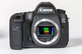 CANON EOS 5DSR and 5Ds DSLR 50 megapixels