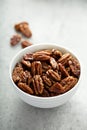 Caramelized or candied pecans